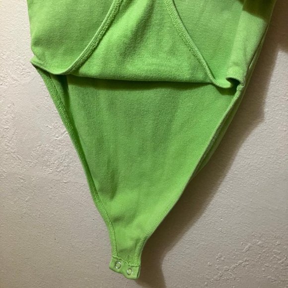 Vintage J.X.P. Designs Women's Light Green Short Sleeve Bodysuit Size Medium - Picture 5 of 7